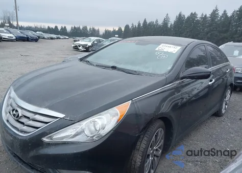 2013 Hyundai Sonata Se z USA, uszkodzony, nr VIN 5NPEC4AC9DH777928